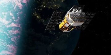 NASA redt neergestorte Swift-ruimtetelescoop met sleepboot.