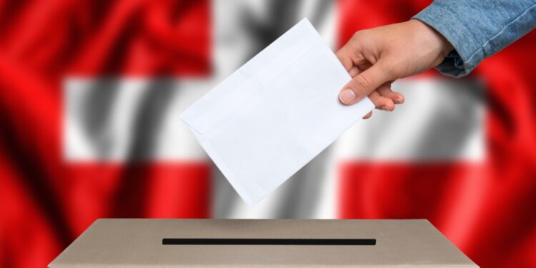 Zwitserland verwerpt bevolkingslimiet in referendum