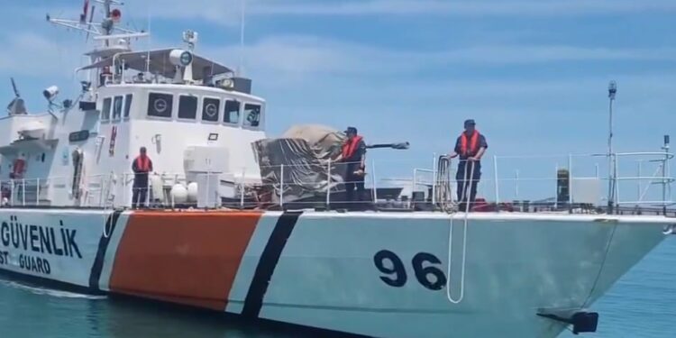 Aanval op vissersboot bij Krim: één dode en vier gewonden