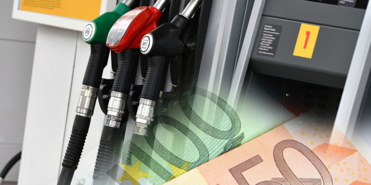 Vertraging door dalende brandstofprijs bij benzinestations