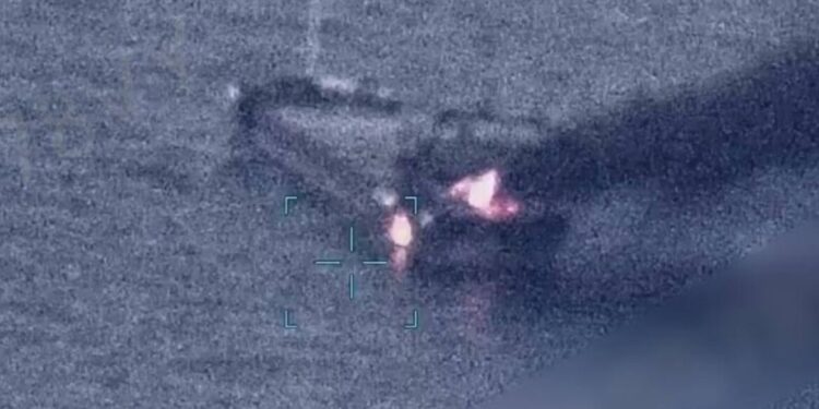 Dodelijke brand op vrachtschip na Russische drone-aanval in Zwarte Zee