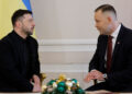 Zelenskiy geeft Orde van de Witte Adelaar terug aan Warschau