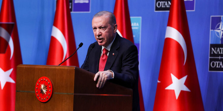 Erdogan: “Bespreken Egeïsche Zee met Mitsotakis”