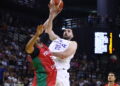 Spannende gelijkspel tussen Griekenland en Portugal in kwalificatiewedstrijd Wereldbeker Basketbal