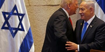 Netanyahu en Trump in Washington: nieuwe aanval op Palestijnen.