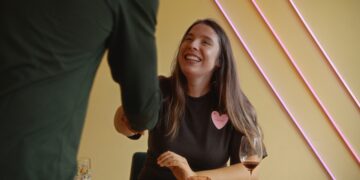 Trans vrouw zoekt vriendje: ‘Mijn broer met moslima, ik met man’