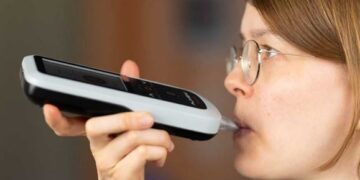 Ademanalyse: Microbiologisch lab ter grootte van mobiele telefoon