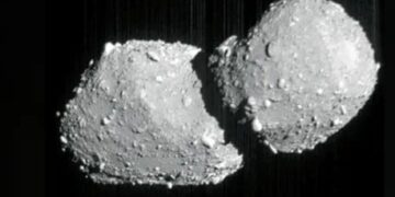 Beelden van asteroïde die aarde doorkruist: ontdekking van Japanse ruimtereiziger