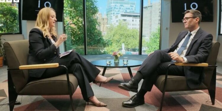 Andy Burnham: Britse belangen prioriteit.