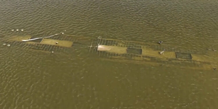 Scheepswrak uit 1937 onthuld door lage waterstand Donau