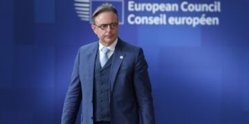 Belgische premier nagelt Trump met tirade over rode kaart in FIFA