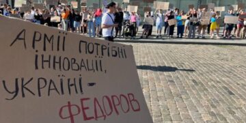 Oekraïners protesteren tegen ontslag minister van Defensie Fedorov