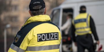 Caravan veroorzaakt kettingbotsing in Duitsland: 34 gewonden