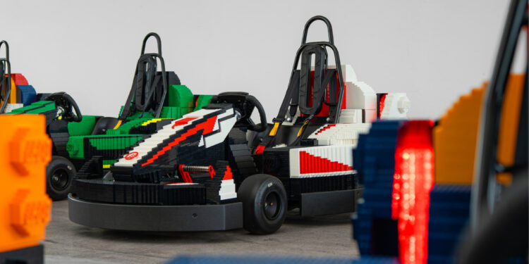 Lego F1-race op Silverstone met 28.000 stenen.