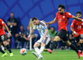 Egypte verslaat Argentinië met 1-0 in spannende wedstrijd.