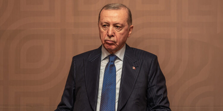 Erdogan waarschuwt Netanyahu voor escalatie: “Verslaafd aan oorlog”