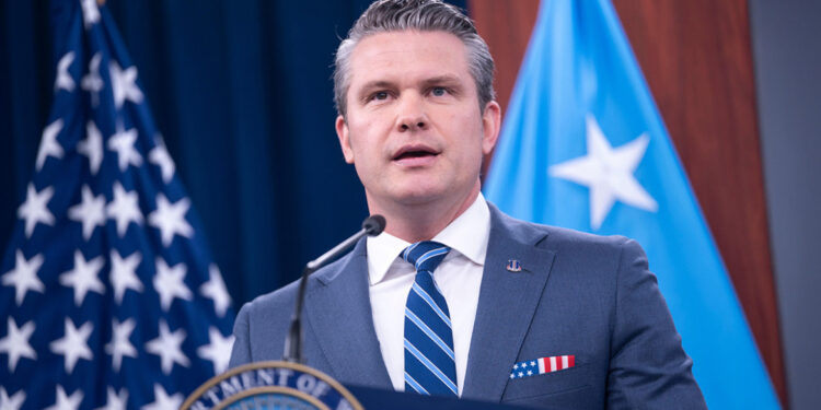 ‘Bom’-plan voor Amerikaanse troepen in Europa aangekondigd aan NAVO door Hegseth