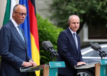 Enorme bezuinigingen nodig op EU-begroting: honderden miljarden euro