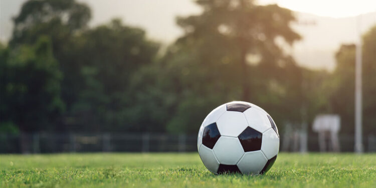 Jonge voetballer vermoord na harde tackle op veld