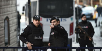 Bijna 1.000 arrestaties in Turkije voor jubileum staatsgreep.