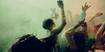 Rouwfeest: samen dansen en verwerken