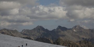 Vijf Bosnische klimmers vermist op berg Elbrus in de Kaukasus