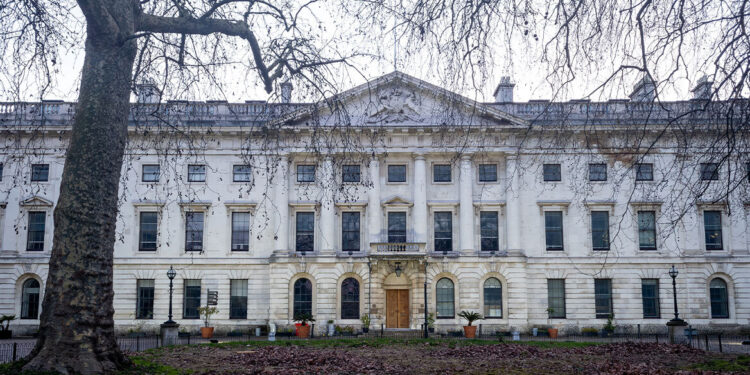 Rechtszaak tegen gigantische Chinese ambassade in Londen