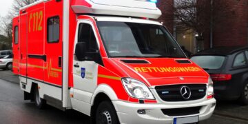 34 gewonden bij botsing camper op snelweg met voertuigen