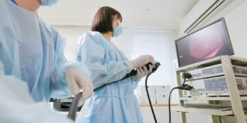 Waarschuwing NHS: Darmkankerscreening voor 50-plussers kritiek laag