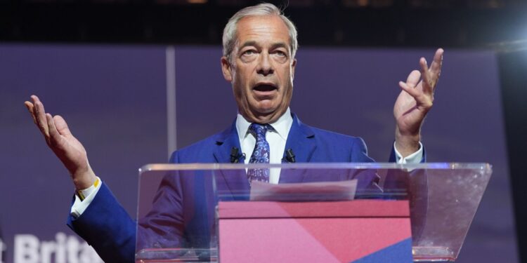 Farage verdedigt zich tegen vragen over £5m ‘gift’