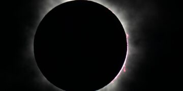 Alles wat je moet weten over de zonsverduistering in Europa na bijna 30 jaar