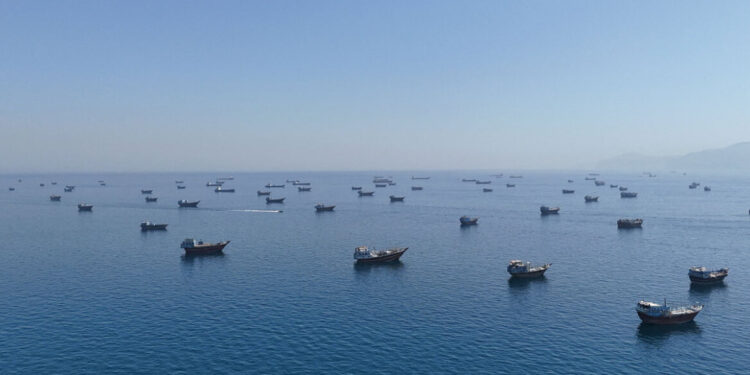 Iran stopt schepen en tankers: spanning in Hormuz en Golf van Oman