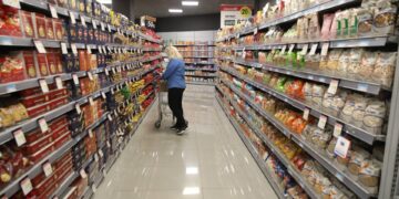 Inflatie supermarkten stijgt met 0,39% in juni; grootste stijgingen bij vleeswaren, maaltijden en babyvoeding
