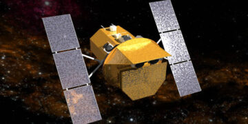 NASA redt ruimtetelescoop: missie om veilige baan te herstellen.