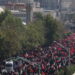 Angstige start doodskistenprocessie Khamenei in Teheran