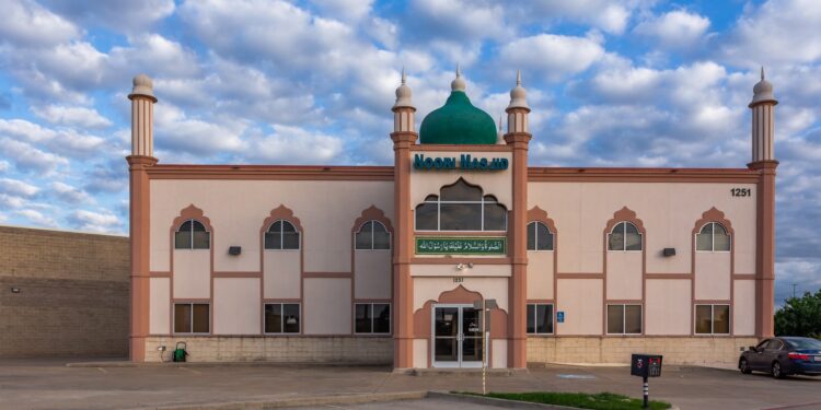 Texas strijdt tegen ‘islamisering’: ‘shariasteden’ en schoolboeken onder vuur