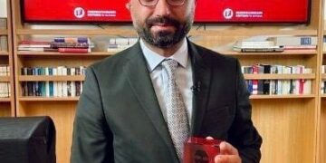 Journalist Alican Uludag opnieuw gearresteerd in Turkije
