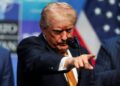 Trump belooft tot $100.000 aan groene kaartaanvragers in VS