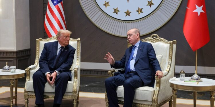 Trump prijst Erdogan, maar geen reden voor toekenning F35
