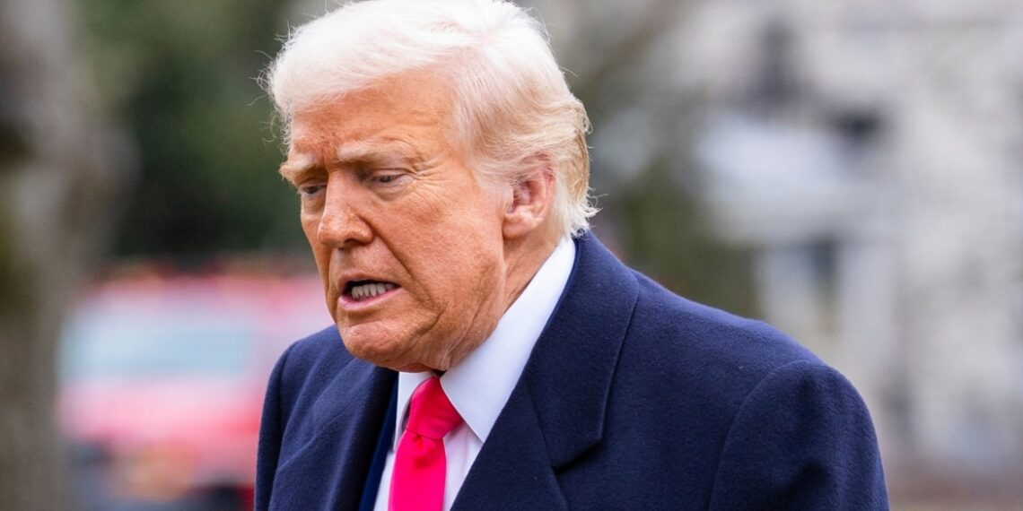 Democratische senator bekritiseert Trump en Iran voor Midden-Oosten crisis