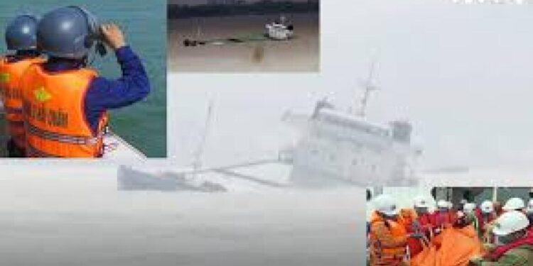 Vietnamees vrachtschip gezonken: 23 vermisten, 39 gered