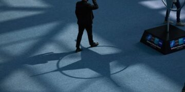 Belgische NAVO-stagiaire gearresteerd wegens spionage.