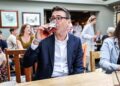 Britse pub No 10 betrokken bij discussie over ‘verticaal drinken’