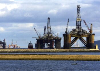 Olie- en gasindustrie dringt aan op goedkeuring omstreden projecten van PM.