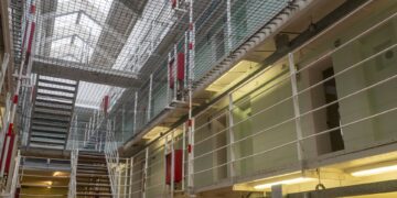 Grenzen voor gewelddadige en seksuele delinquenten na vrijlating uit gevangenis.