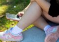 Meeste Australische tieners nog steeds actief op sociale media na verbod.