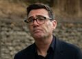 Risico op schadelijke fouten door interventie van PM in gevangeniscrisis.