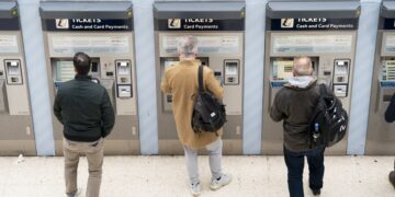 Miljoenen ongeclaimde euro’s door onwetende reizigers met vervallen veroordelingen