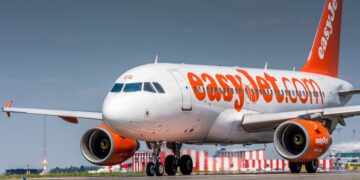Stakingen bij EasyJet in Portugal zorgen voor kerstdrukte met honderden vluchten geannuleerd.