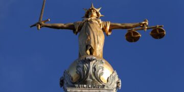 Gespecialiseerde rechtbanken voor verkrachting en seksuele misdrijven.